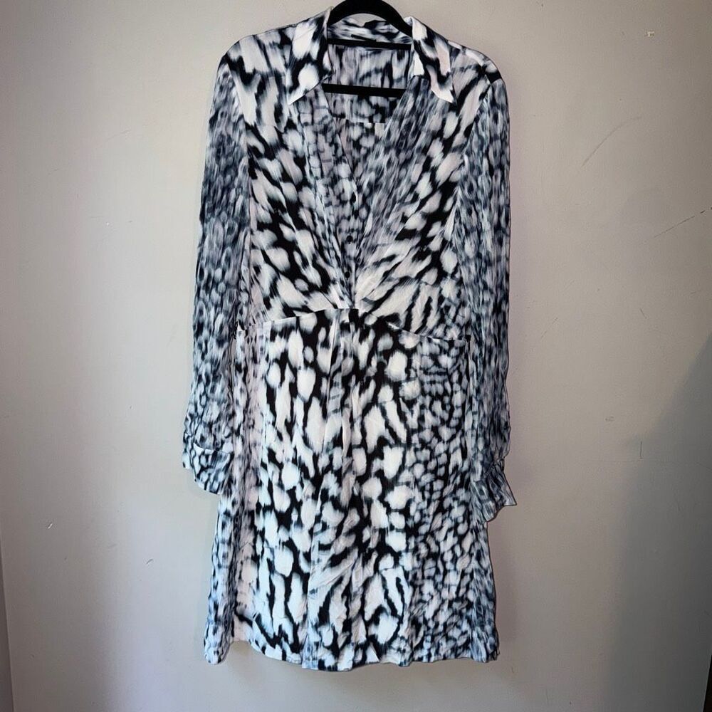 Elie Tahari Saxon printed button down shirt dress